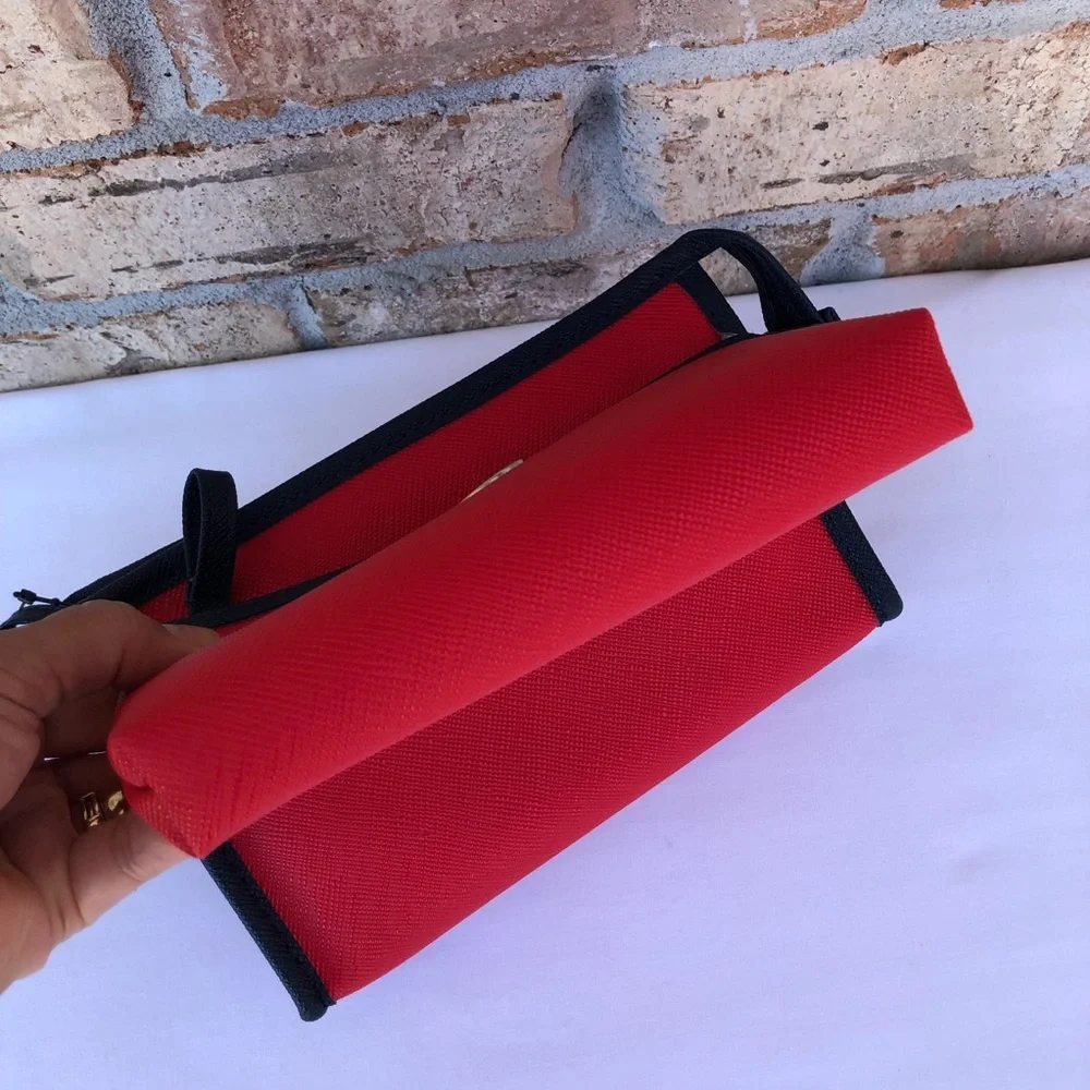 Kenneth Cole Reaction 2 Piece East West Red Navy Travel Toiletries Makeup Bag